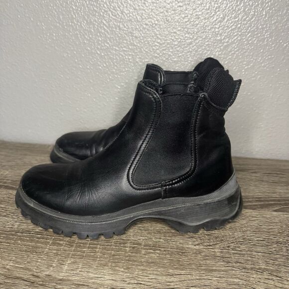 PRADA Chelsea Boots 37 Italy Black Leather Platform 2" All Weather US Size 7 - Picture 2 of 13
